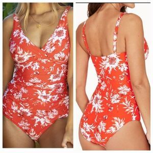 Nip Tuck Women's Red & White Floral One Piece Multi Fit Cup Swimsuit Siz…